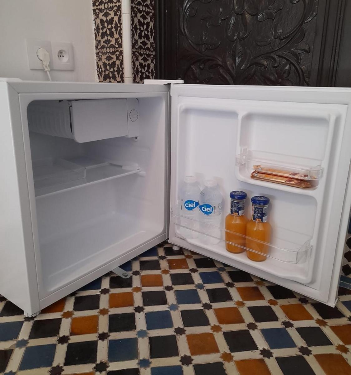 Riad El Manantial,Dar Hajjaj,Patrimonio Del Sxix Tétouan Exteriör bild